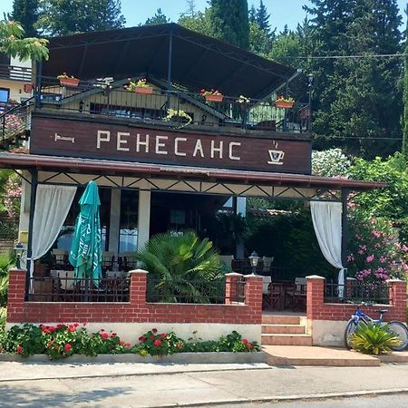 Villa Renesans Dojran Exteriör bild