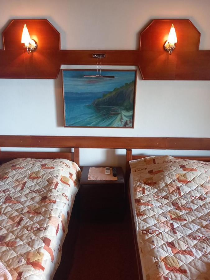 Villa Renesans Dojran Exteriör bild