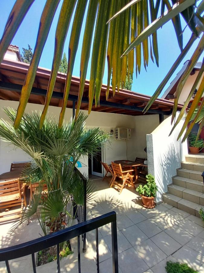 Villa Renesans Dojran Exteriör bild