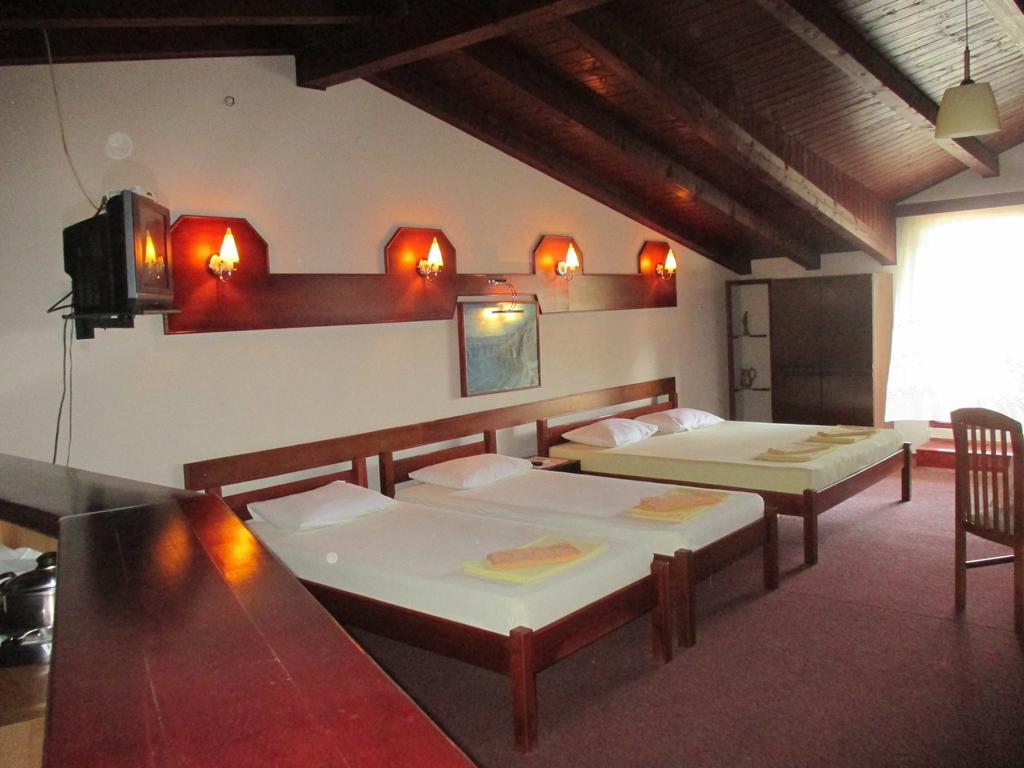 Villa Renesans Dojran Exteriör bild